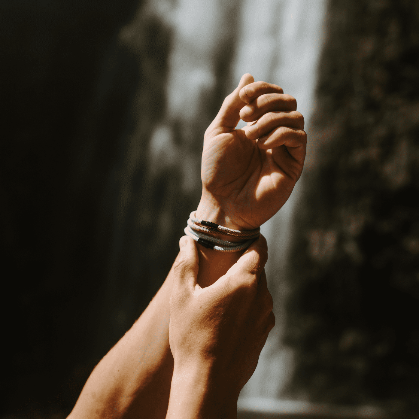 Ara - Milan magnetisk armbånd - Brun udgave