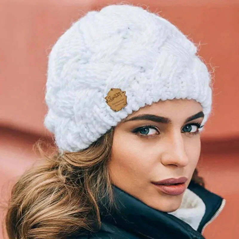 Soft and fashionable knitted beanie for men and women