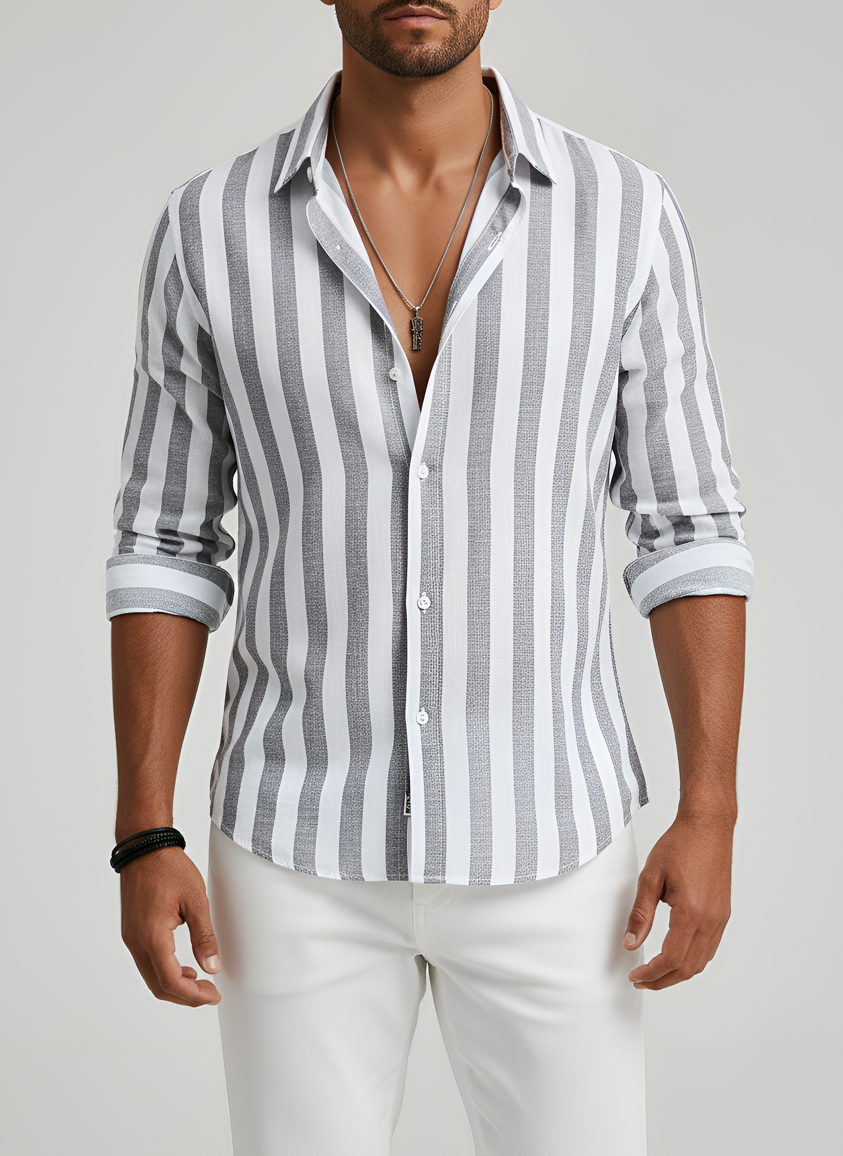 Herre stribet skjorte i bomuld slim fit med knapper