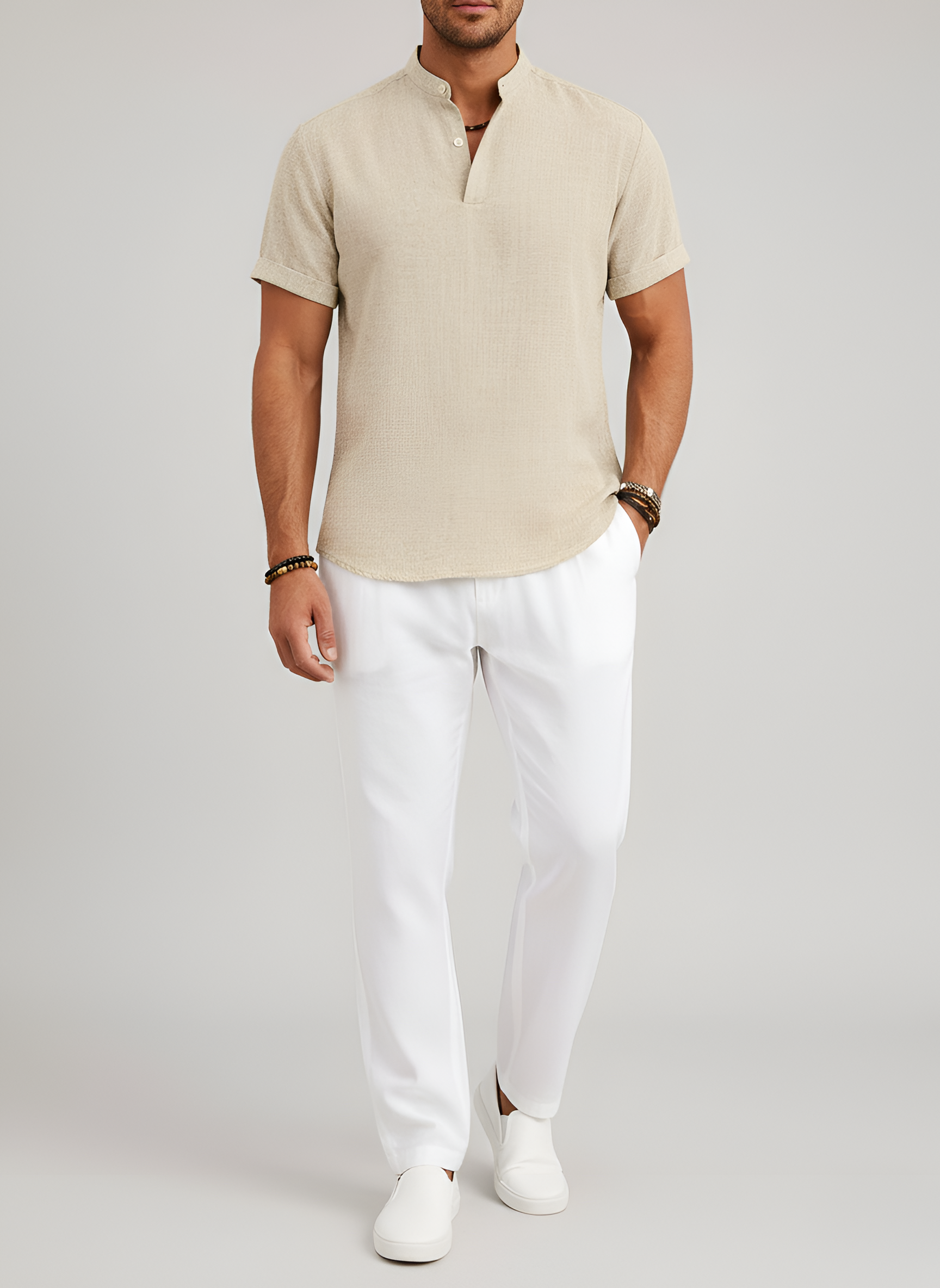 Kortærmet herreskjorte med V-udskæring i hørblanding afslappet pasform