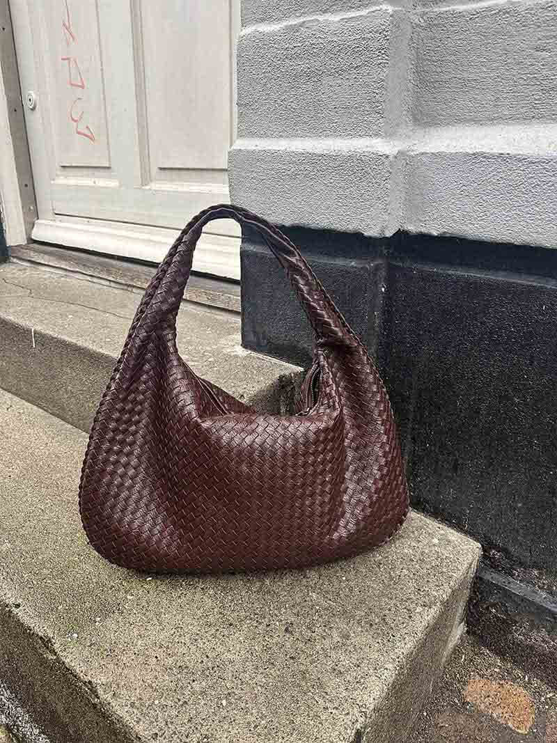 Jackie - woven bag