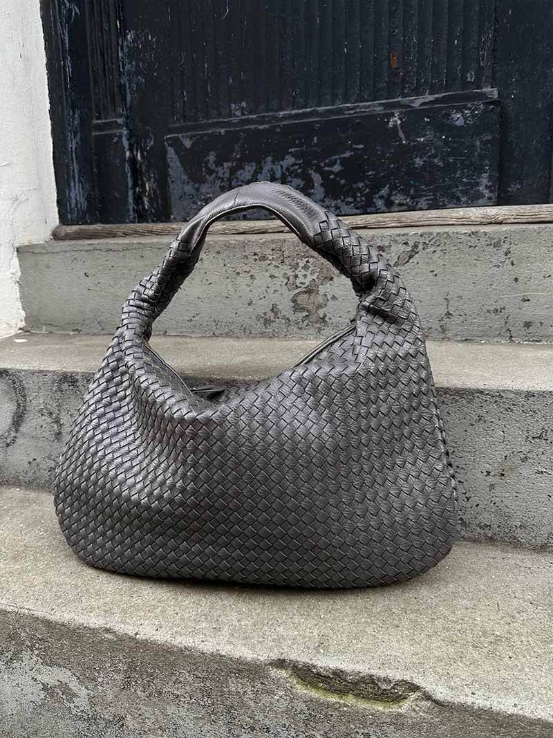 Jackie - woven bag