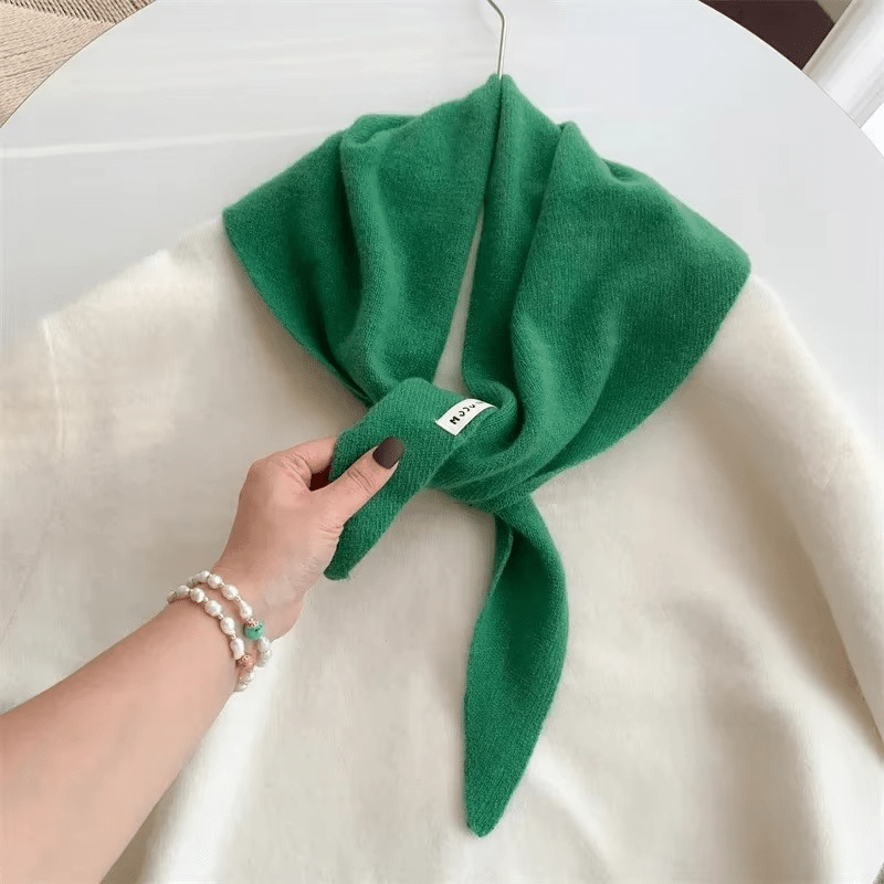 CosyWrap - trekantet uldtørklæde til kvinder som hovedtørklæde eller varm kappe