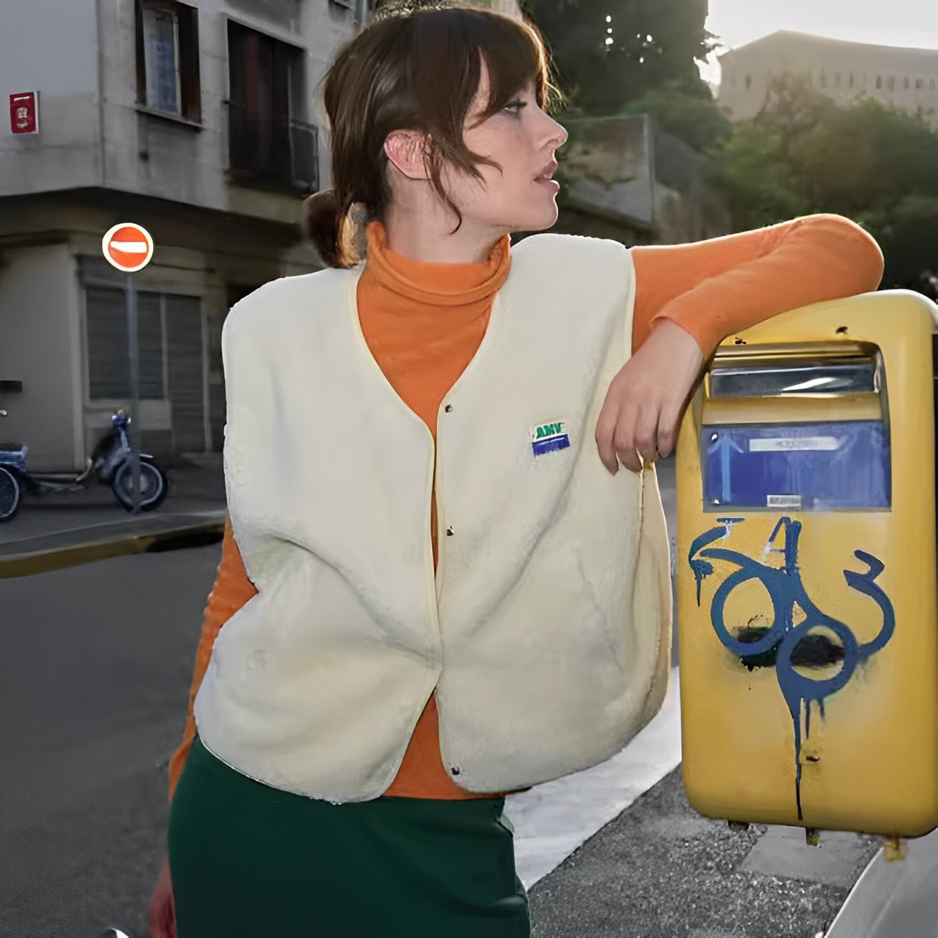 Ærmeløs vest til kvinder - med knapper, blød og behagelig