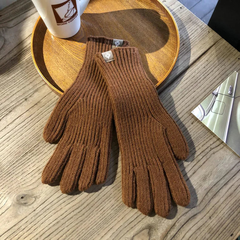 Nina | Knitted gloves for women, warm and elegant