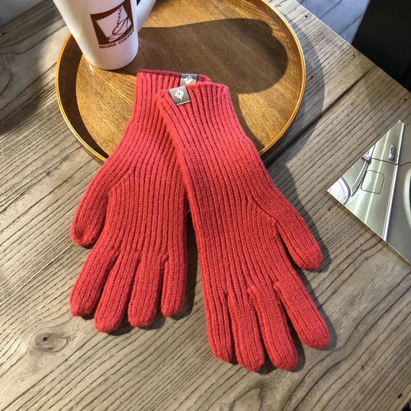 Nina | Knitted gloves for women, warm and elegant